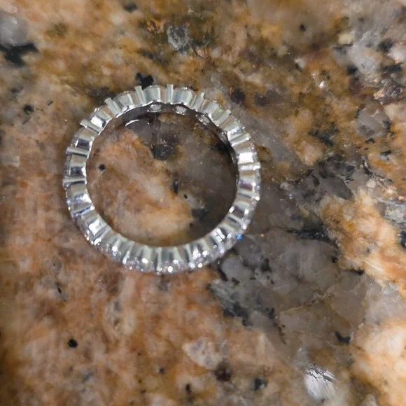 Platinum 2.88 CT Diamond Eternity Band - SZ 6 - Picture 9 of 14